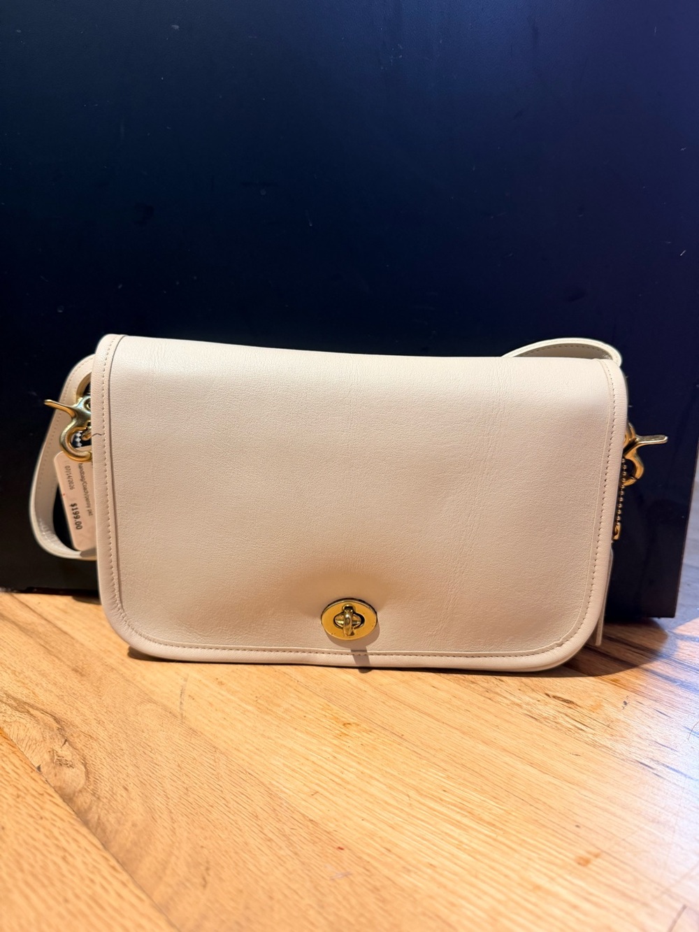 Vintage 9755 Coach Pocket Purse